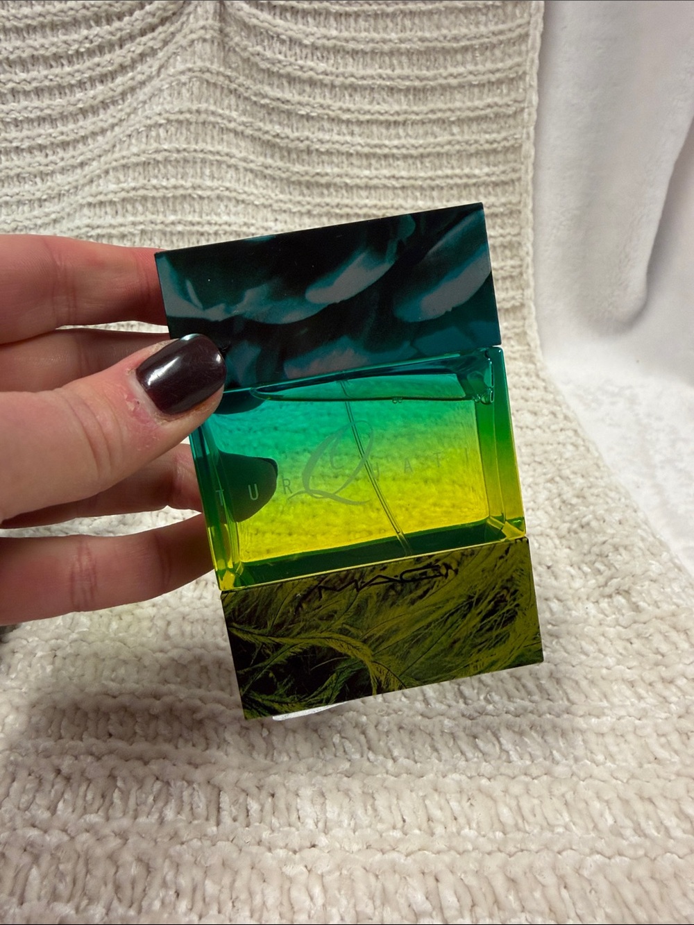 MAC Cosmetics Ombre Green to Yellow Compact Case